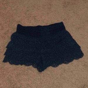 Rewind lace shorts